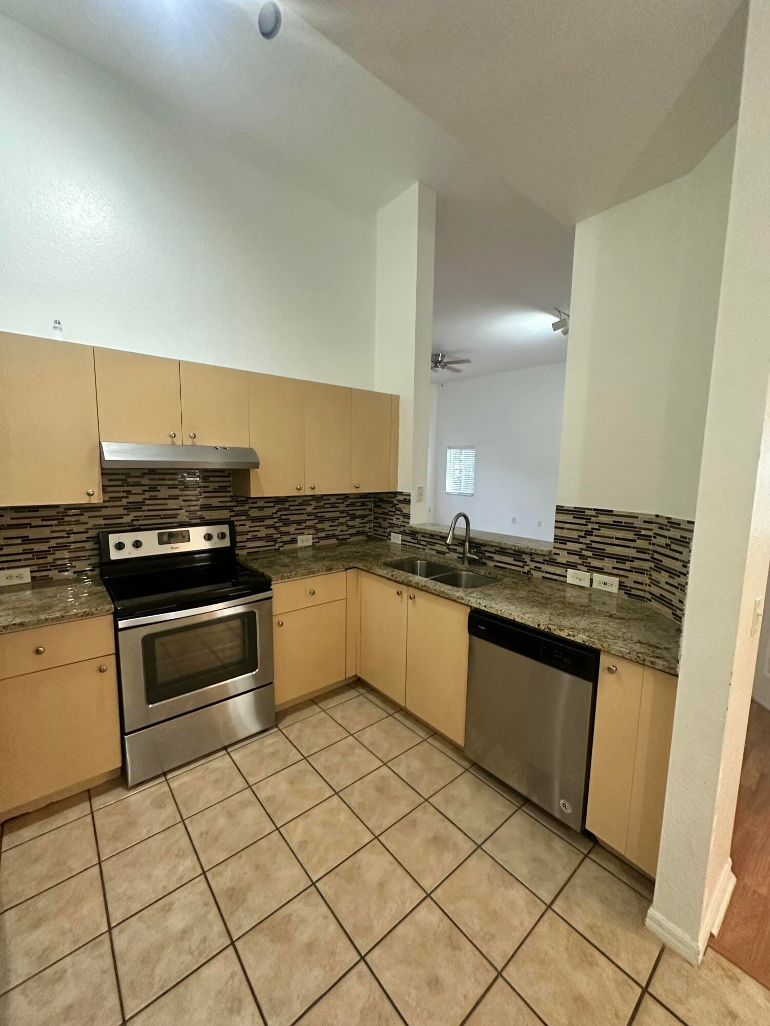 220 Crestwood Circle 106, Royal Palm Beach, FL 33411 photo 18