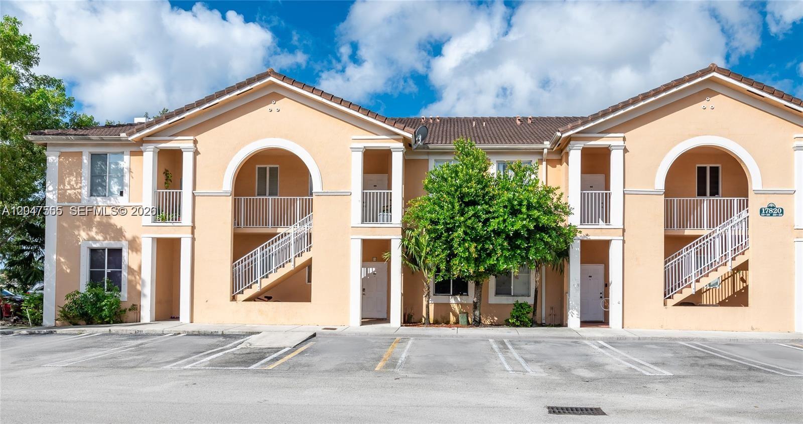 17820 NW 73rd Avenue 1031, Hialeah, FL 33015
