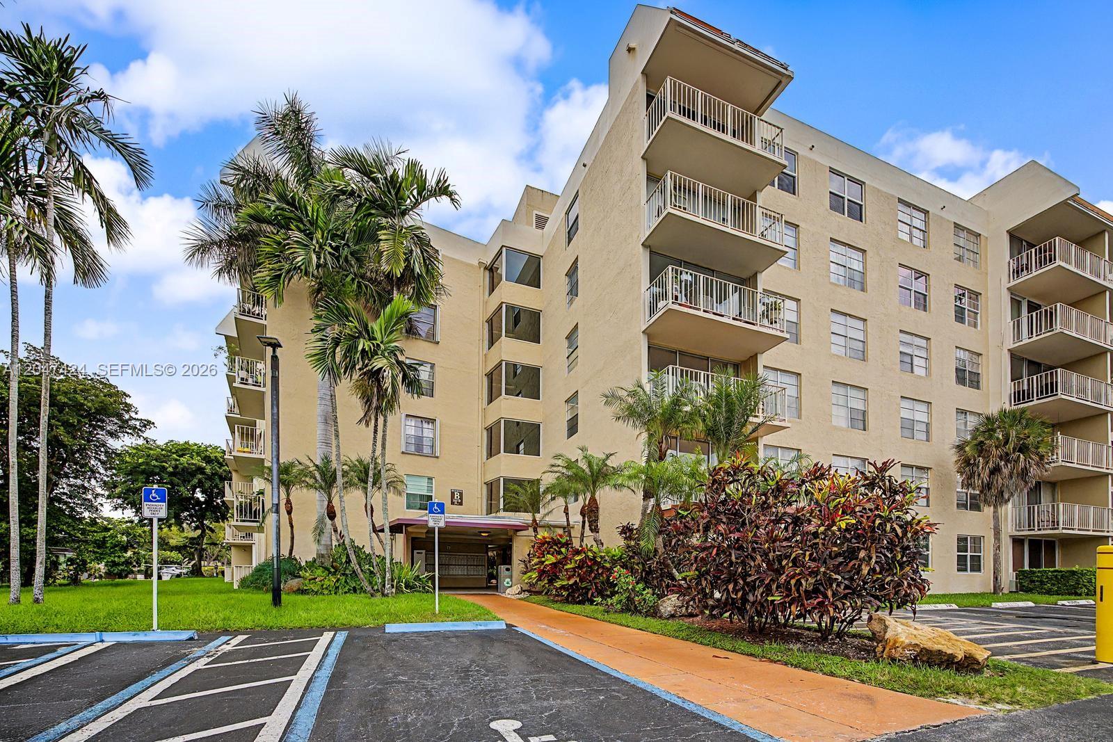 13120 SW 92nd Avenue B207, Miami, FL 33176