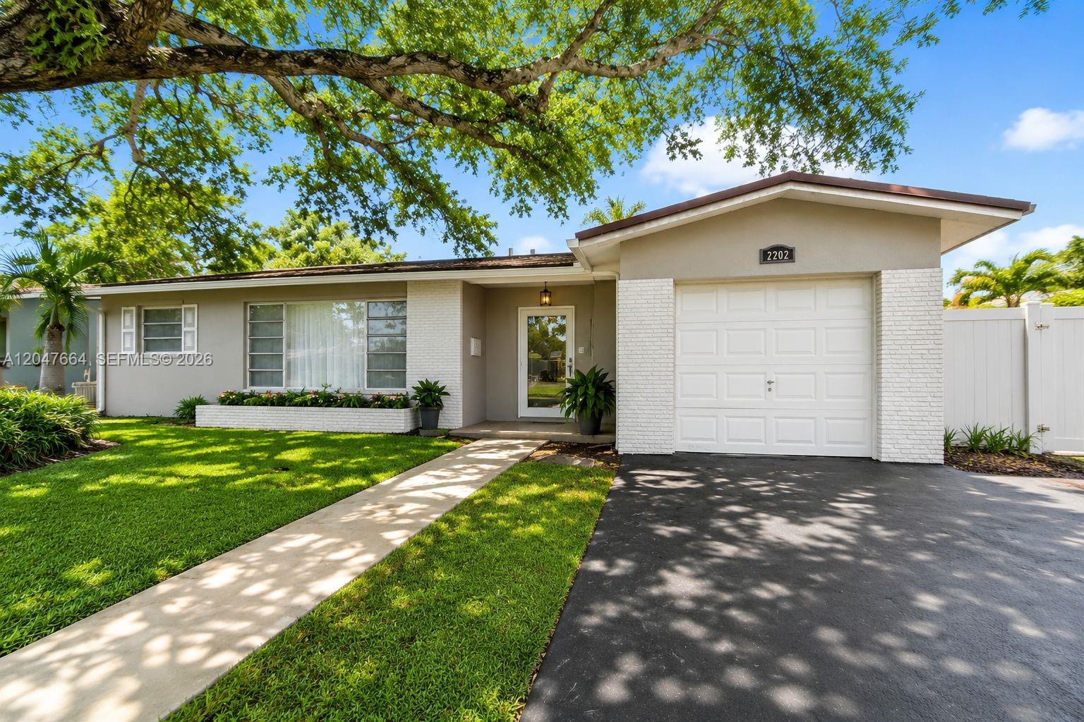 2202 N 42nd Avenue, Hollywood, FL 33021