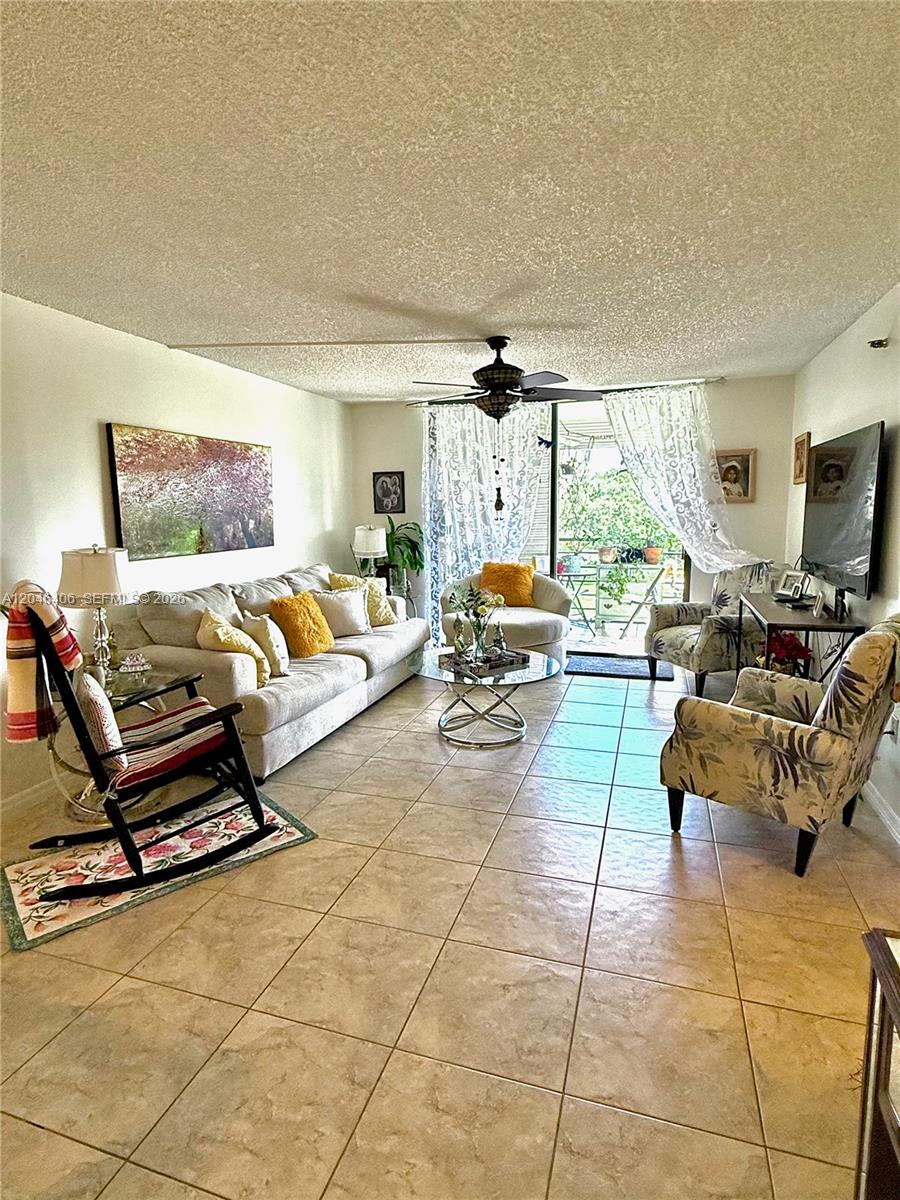 1300 Saint Charles Place 402, Pembroke Pines, FL 33026