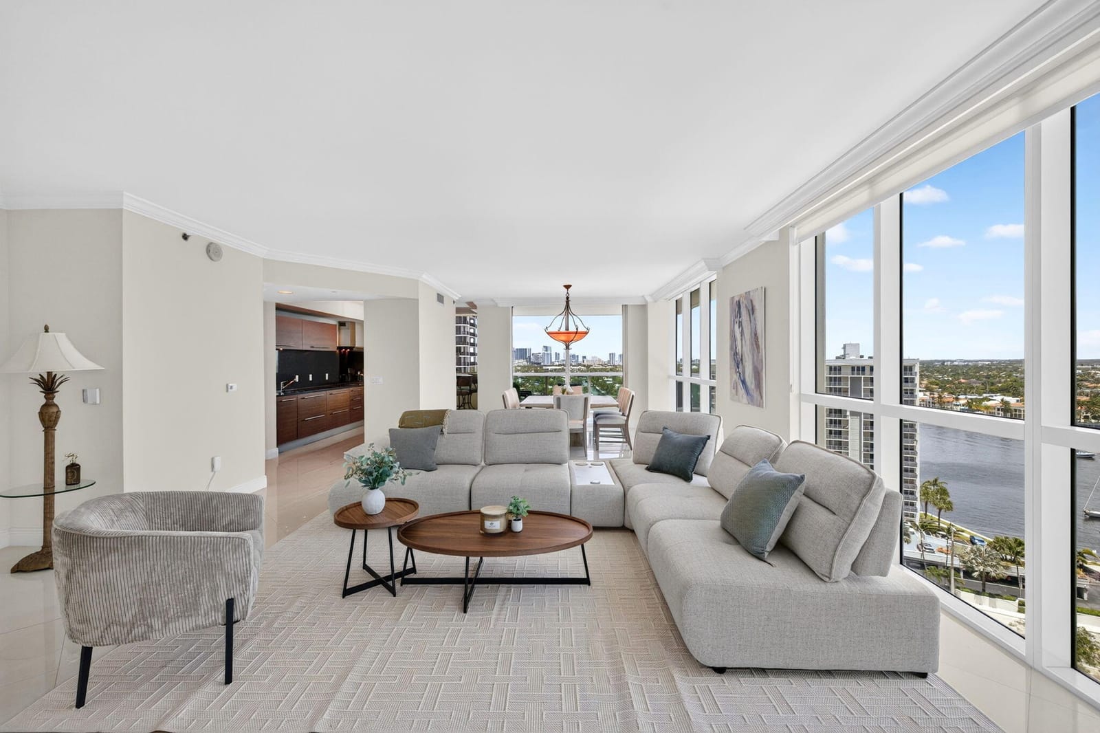 101 S Fort Lauderdale Beach Boulevard 1606, Fort Lauderdale, FL 33316 photo 2