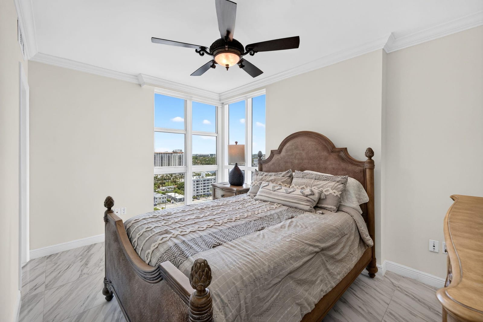 101 S Fort Lauderdale Beach Boulevard 1606, Fort Lauderdale, FL 33316 photo 23