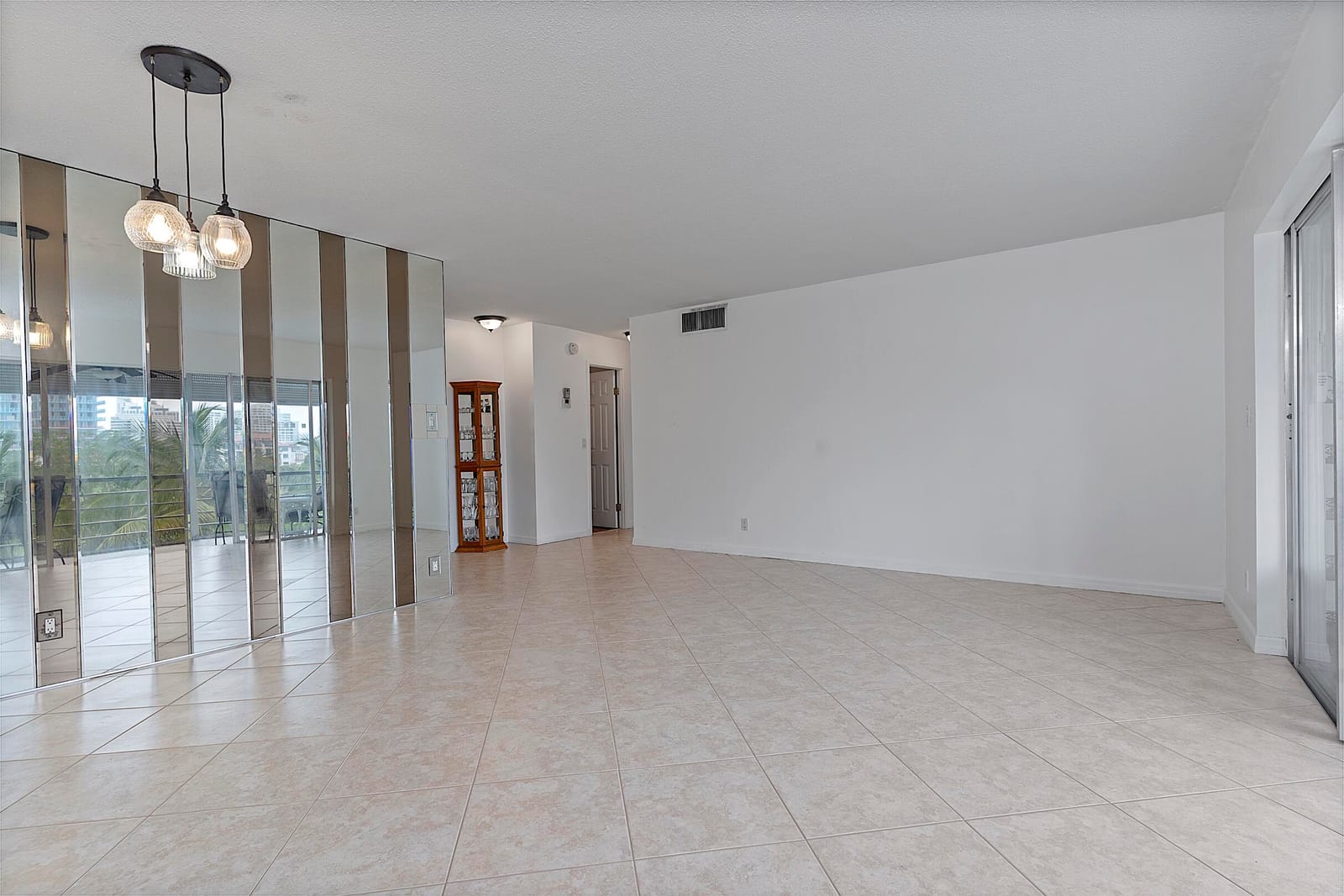 300 NE 14th Avenue 501, Hallandale, FL 33009 photo 19