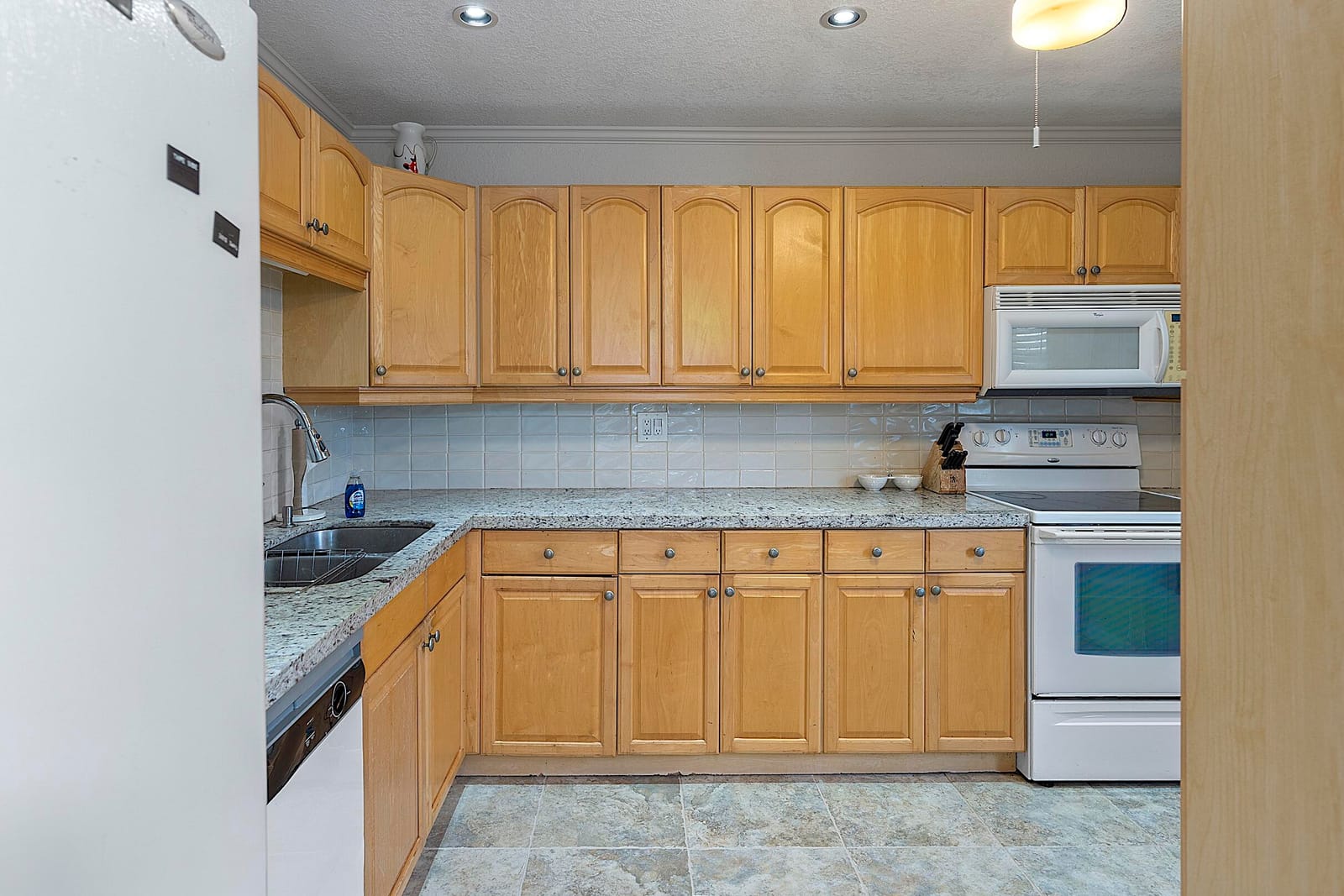 300 NE 14th Avenue 501, Hallandale, FL 33009 photo 22