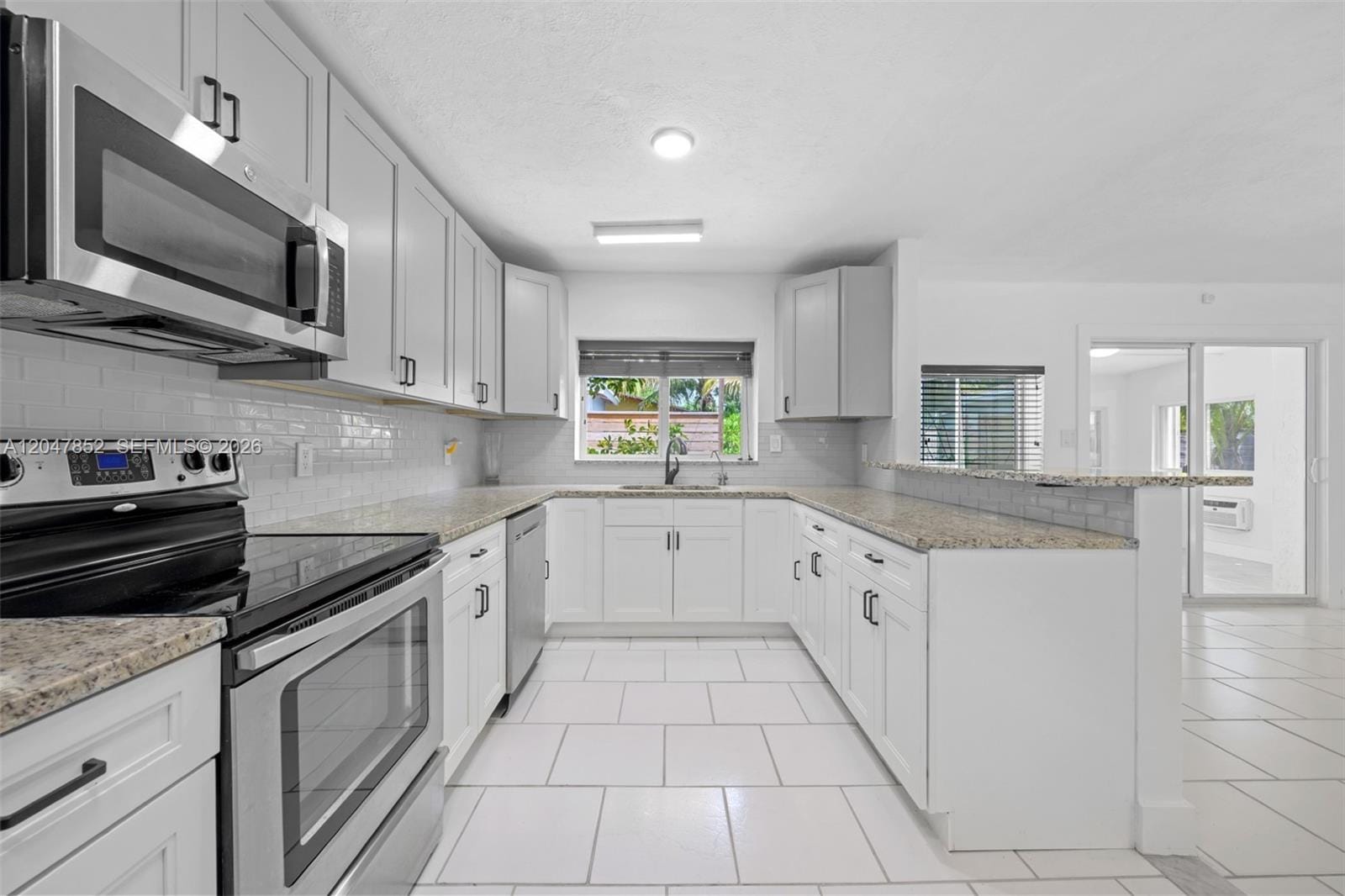 1823 SW 22nd Street — photo 7