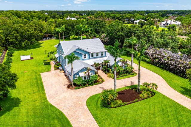 2952 SW Buena Vista Drive, Palm City, FL 34990