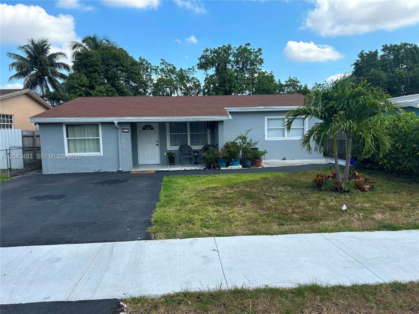 6313 SE Adams Street, Hollywood, FL 33023