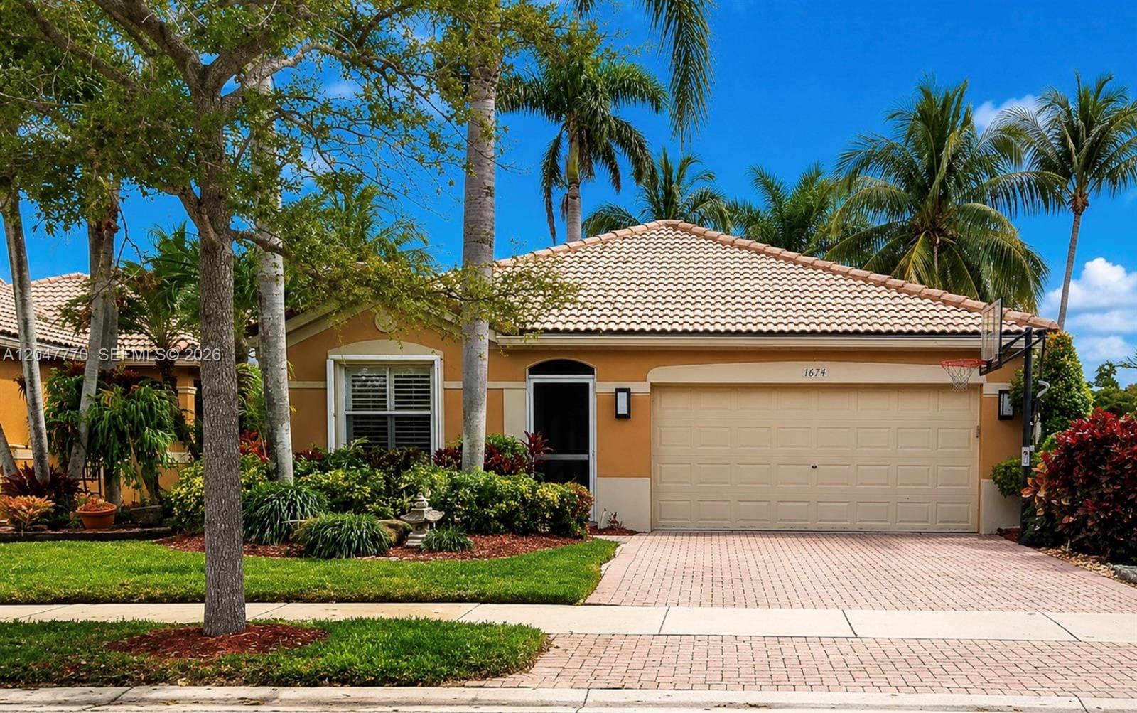1674 Orion Lane, Weston, FL 33327