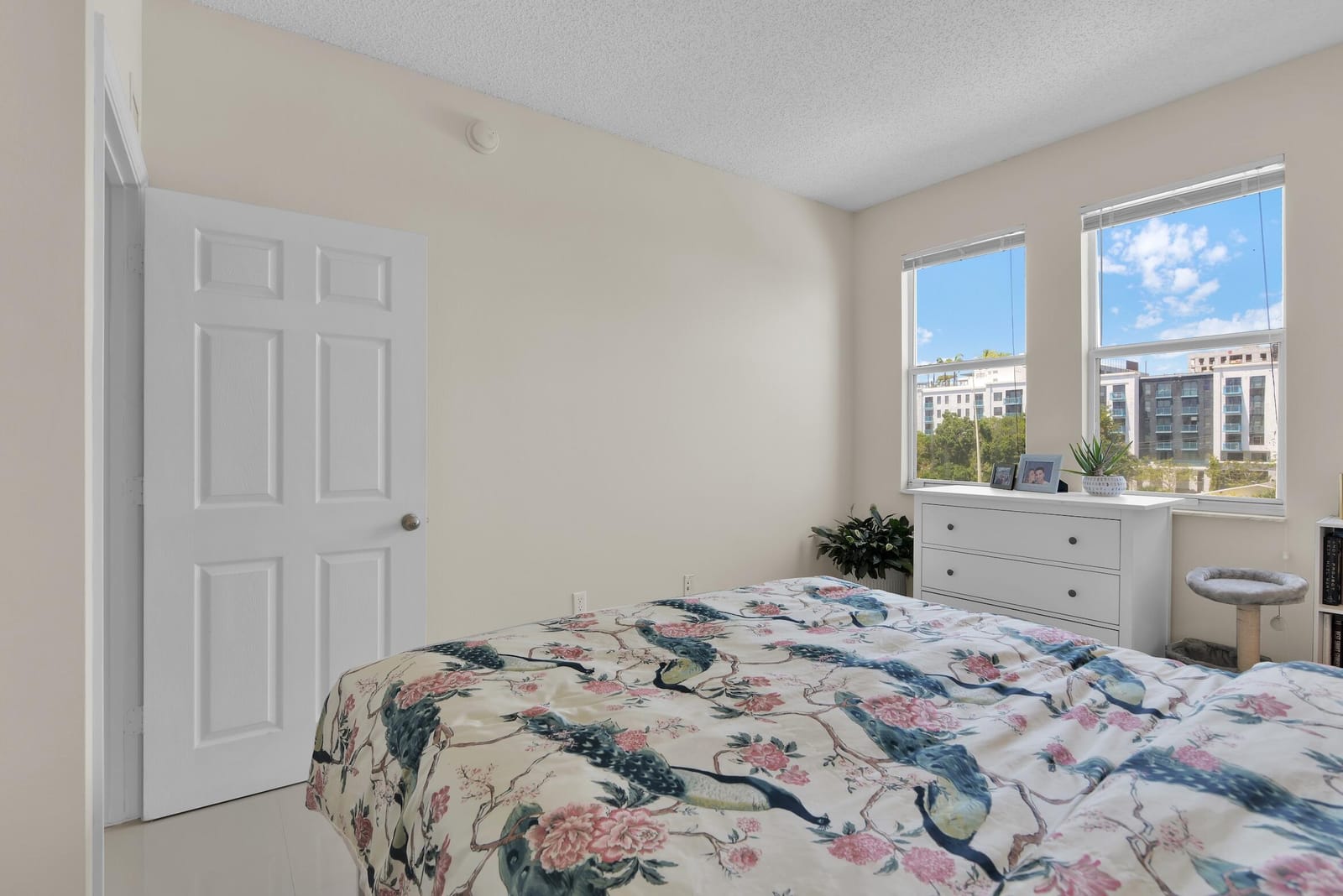 533 NE 3rd Avenue 432 — photo 12