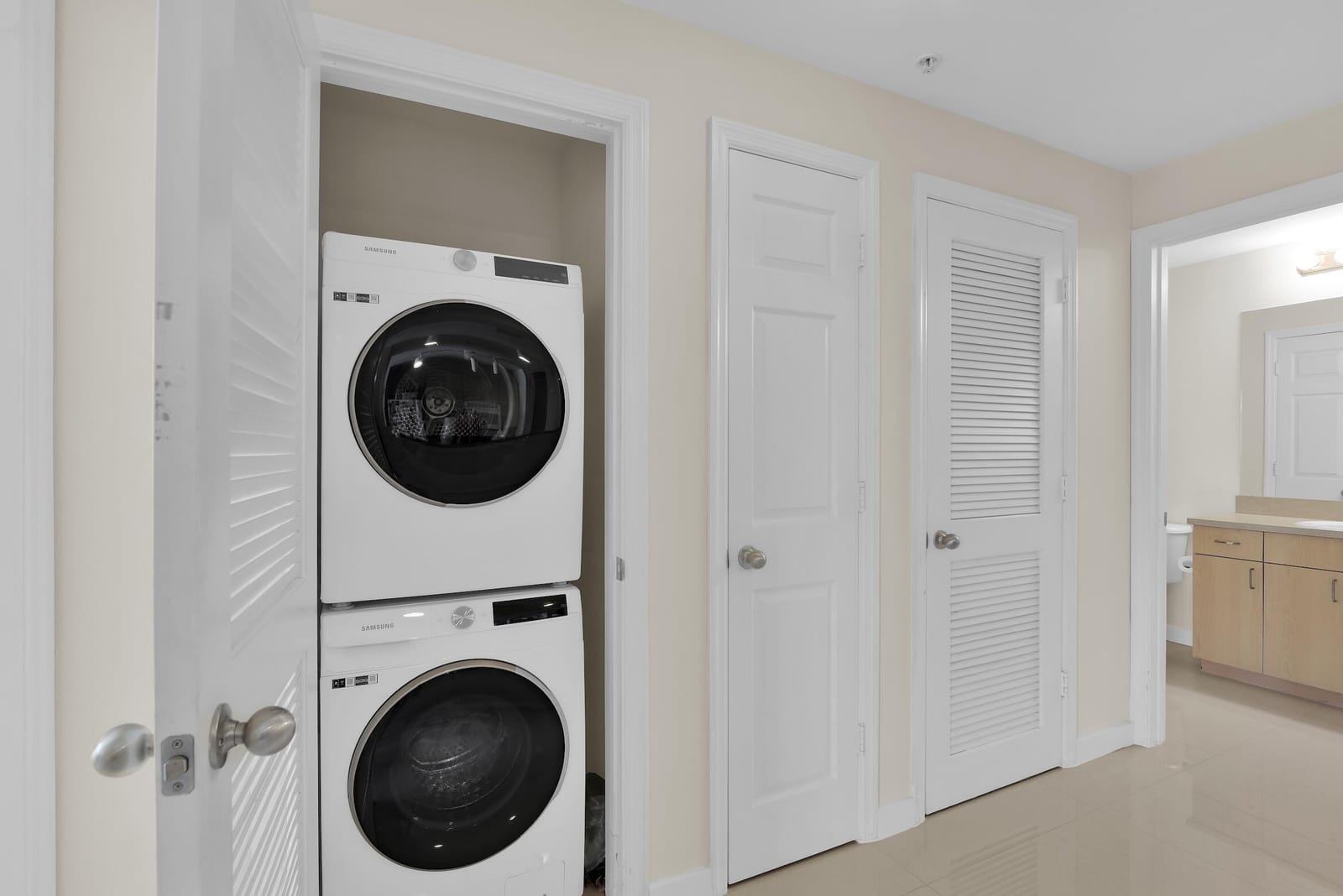 533 NE 3rd Avenue 432, Fort Lauderdale, FL 33301 photo 17