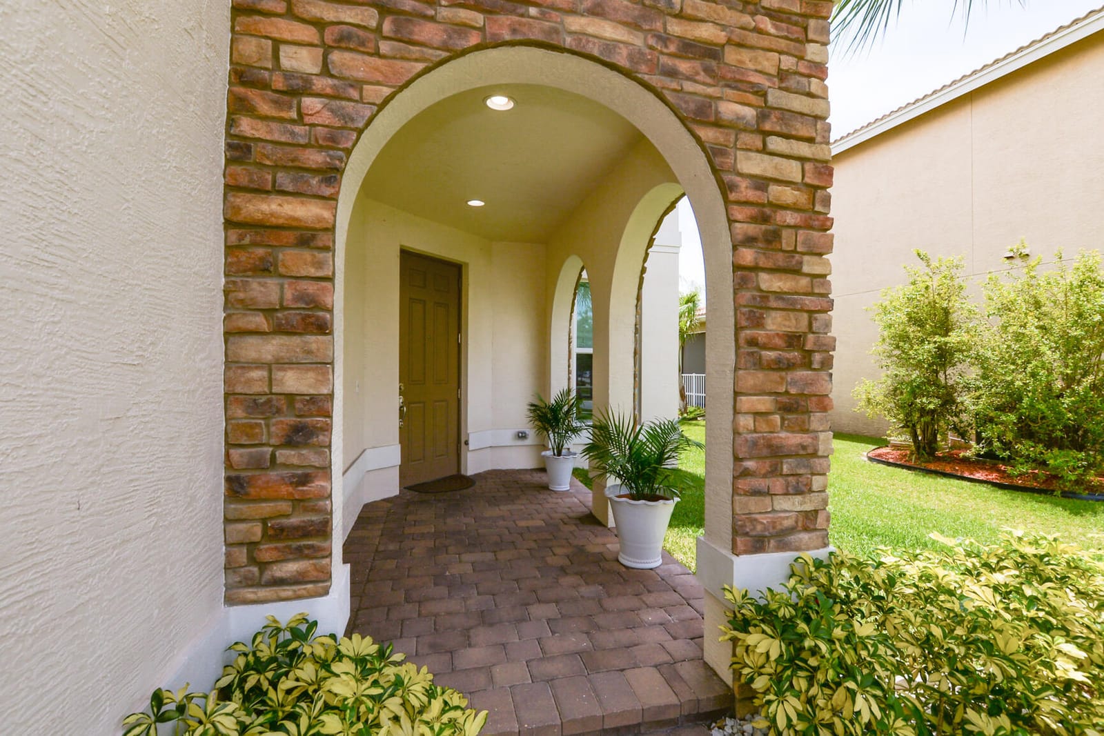 713 NW Leonardo Circle, Port St. Lucie, FL 34986 photo 2