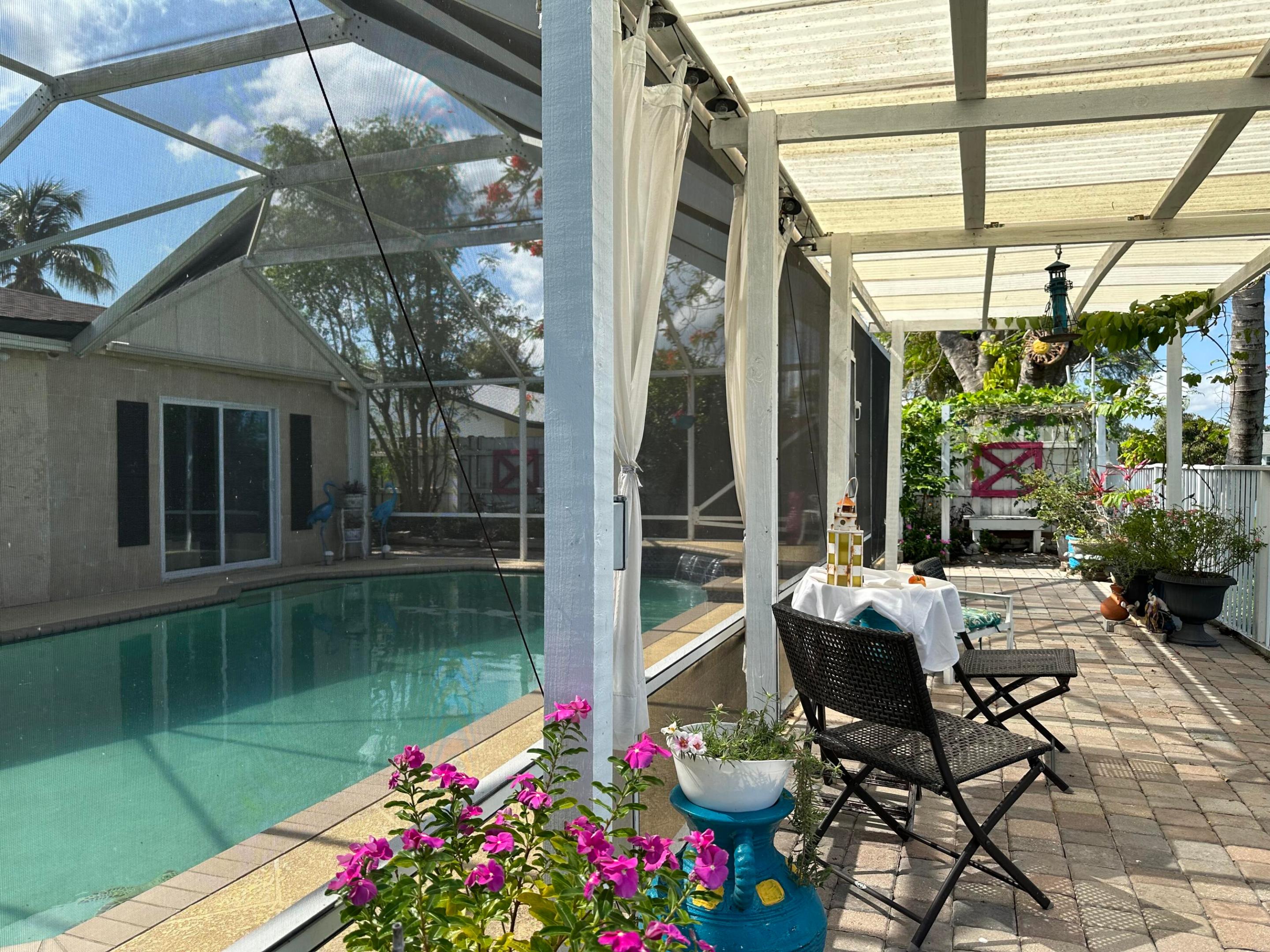 8070 Rose Marie Avenue E, Boynton Beach, FL 33472