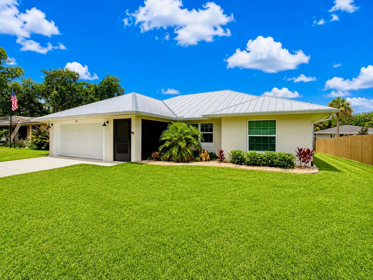 1133 37th Avenue SW, Vero Beach, FL 32968