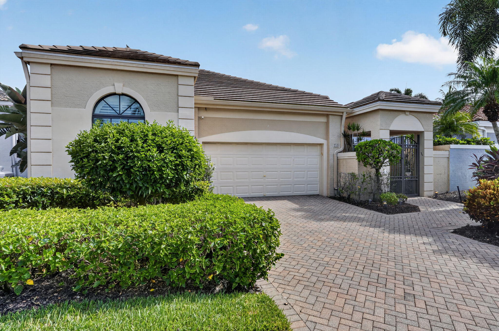 210 Coral Cay Terrace, Palm Beach Gardens, FL 33418