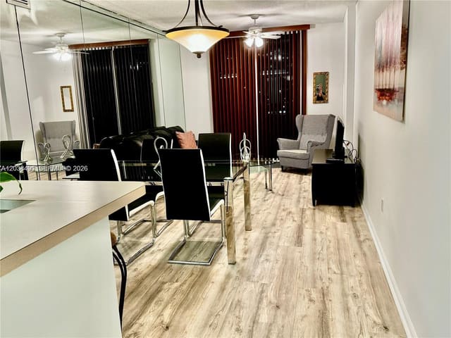 185 SE 14th Terrace 1812, Miami, FL 33131