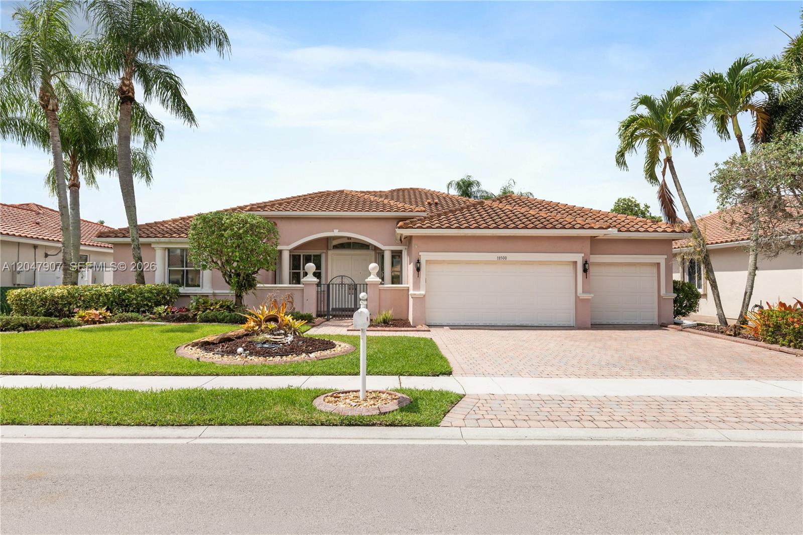 18500 SW 7th Street, Pembroke Pines, FL 33029