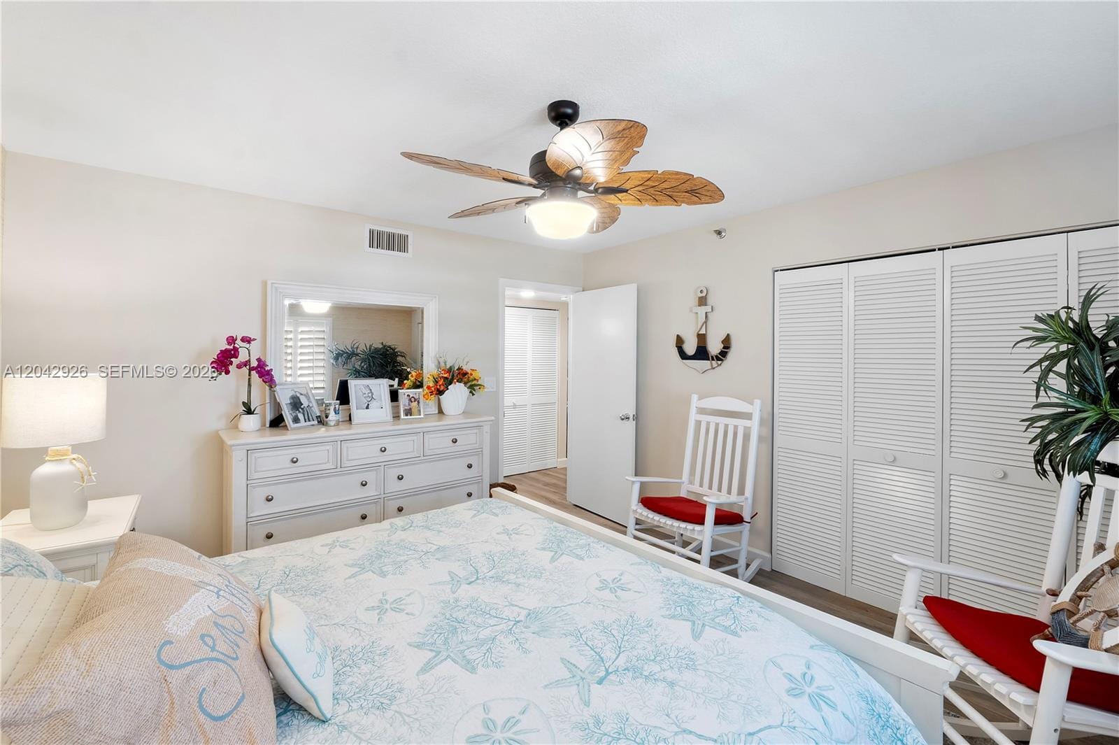 522 Oak Harbour Drive 522 — photo 12