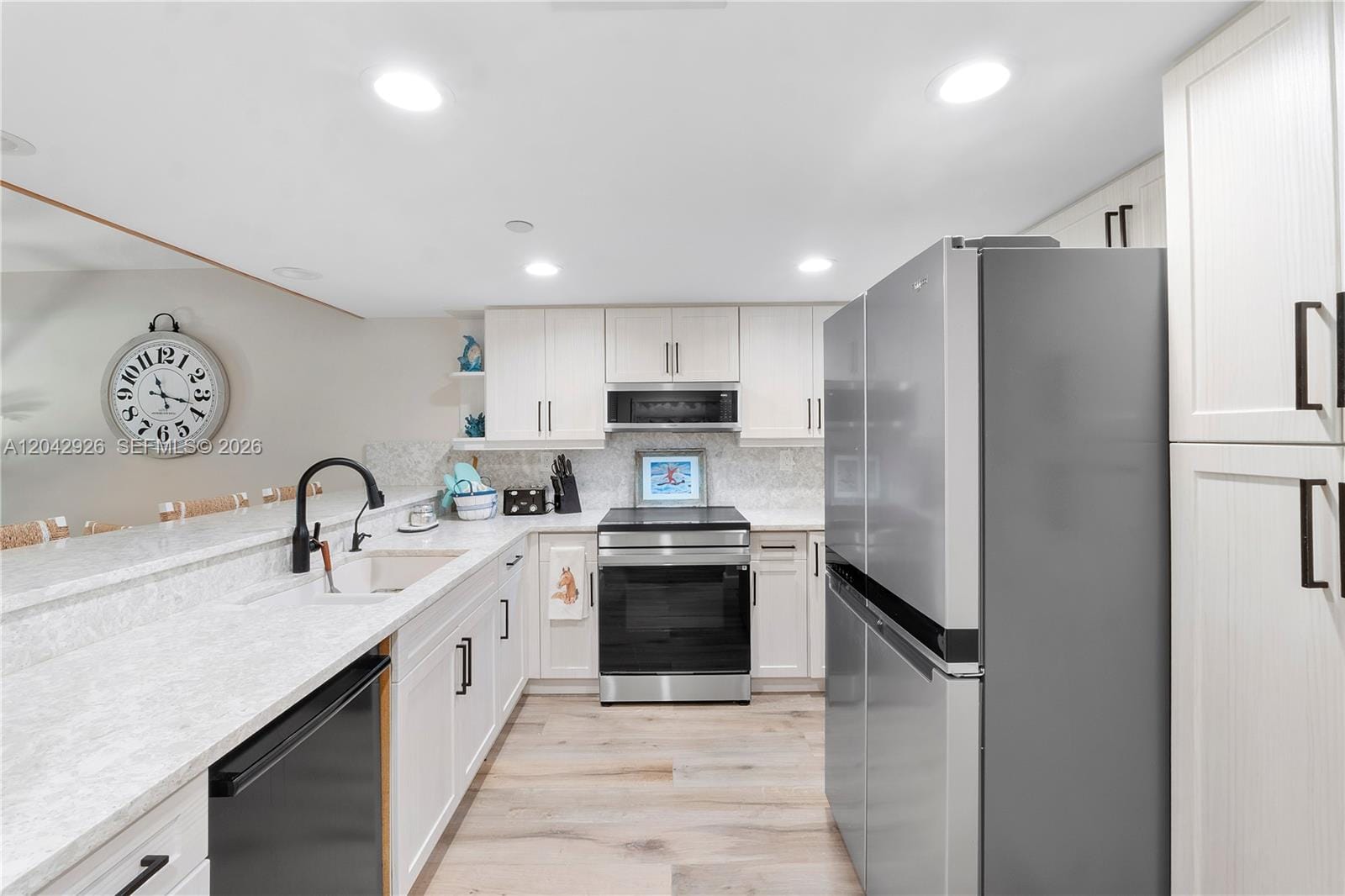 522 Oak Harbour Drive 522 — photo 9