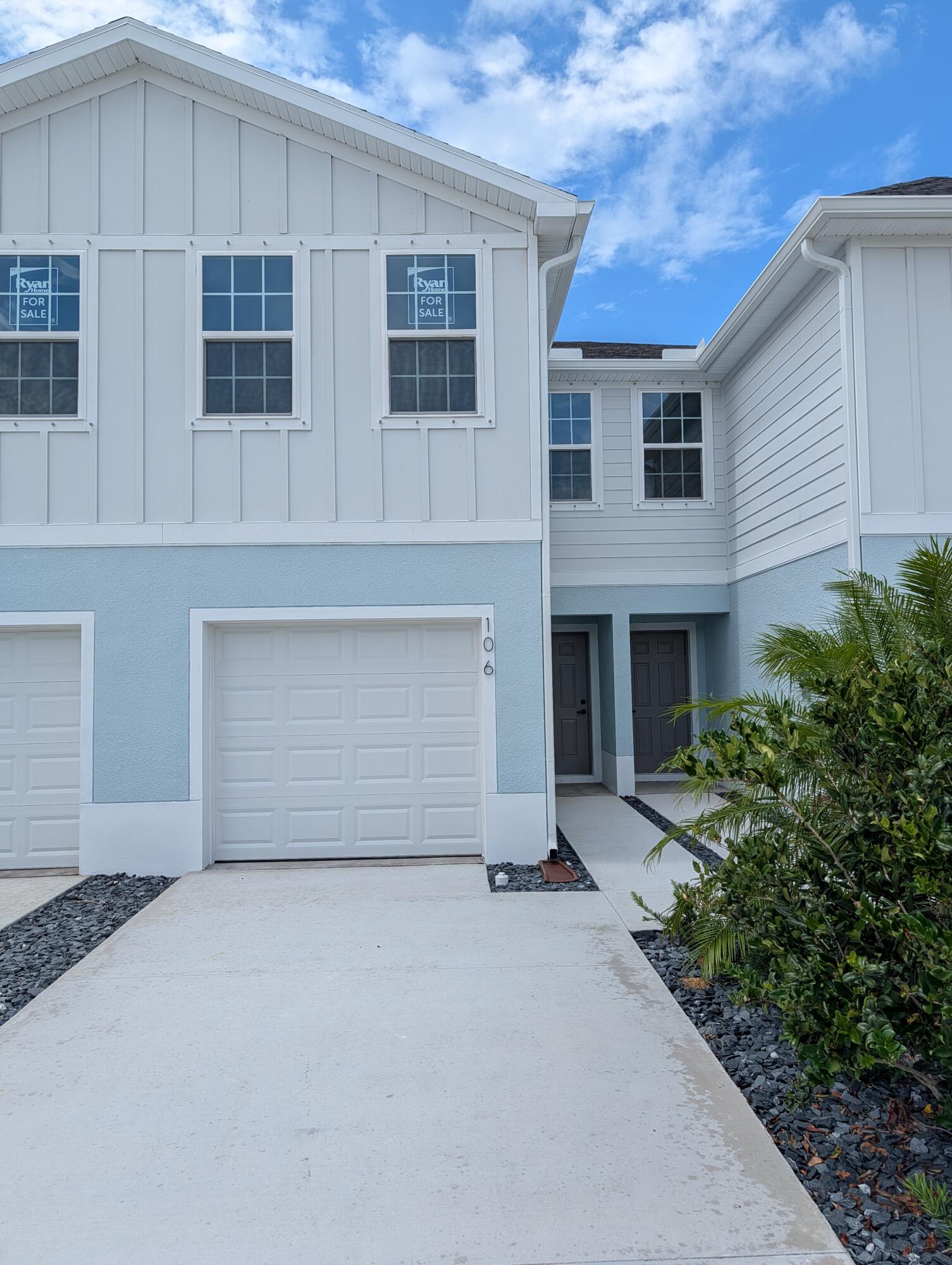 106 Savannah Lakes Boulevard, Fort Pierce, FL 34982