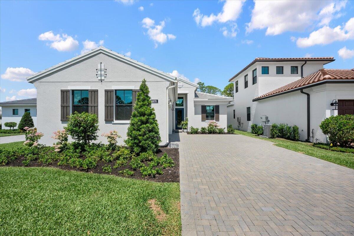 6870 SE Haven Lane — photo 3