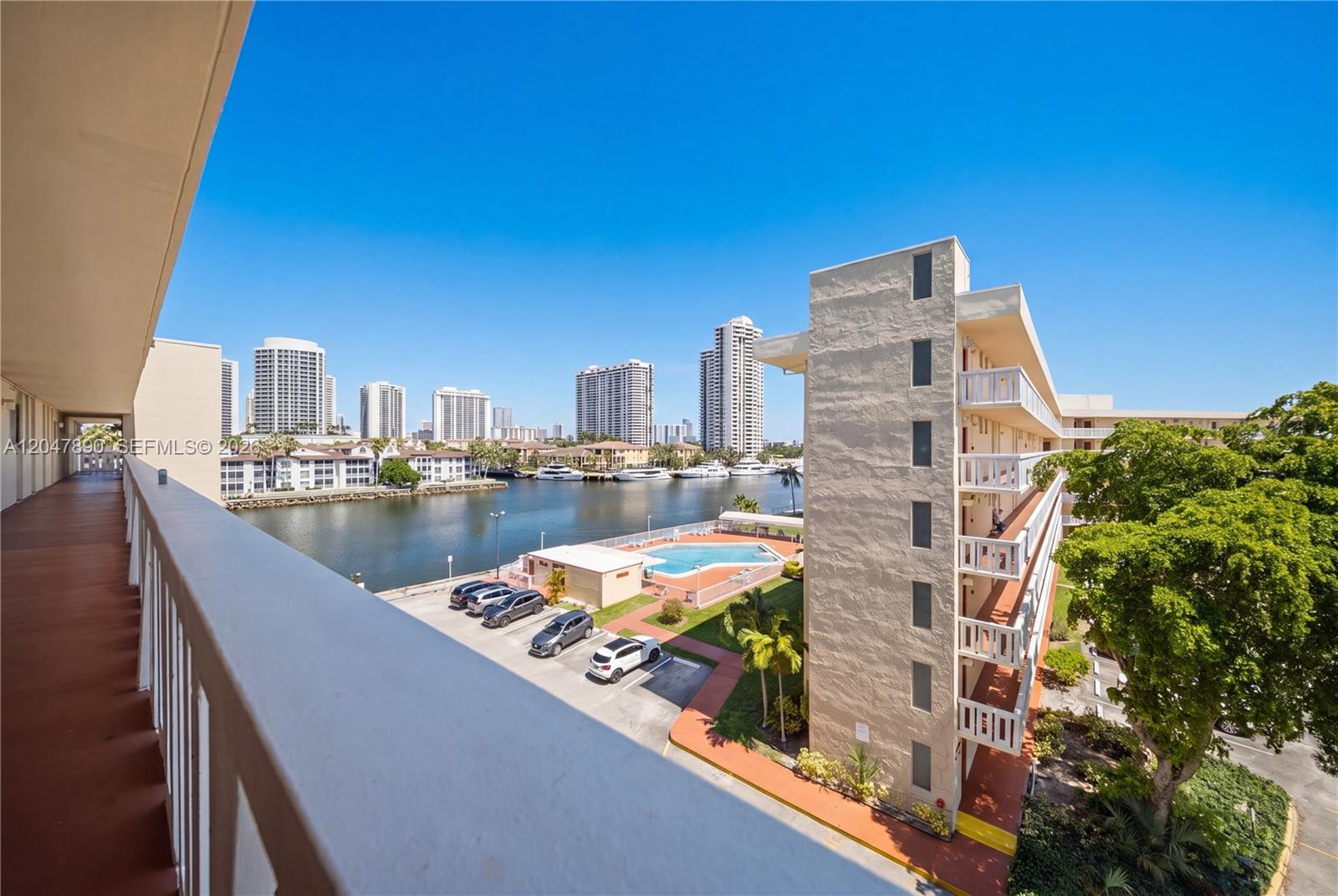 2999 Point East Drive C507, Aventura, FL 33160