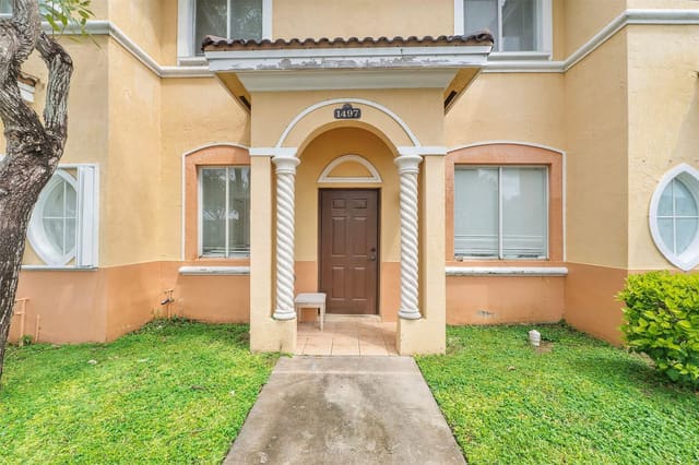 1497 SE 27th Street 320, Shoma Townhomes At Keysco, Homestead, FL