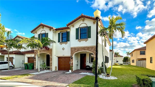 3384 SE 1st Street 3384, Homestead, FL 33033