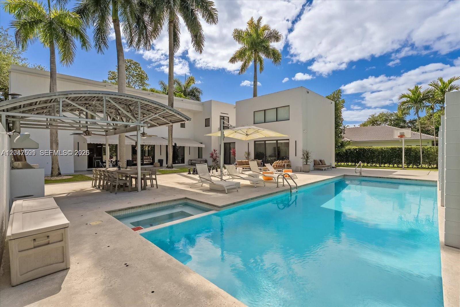 12624 SW 77th Avenue, Pinecrest, FL 33156