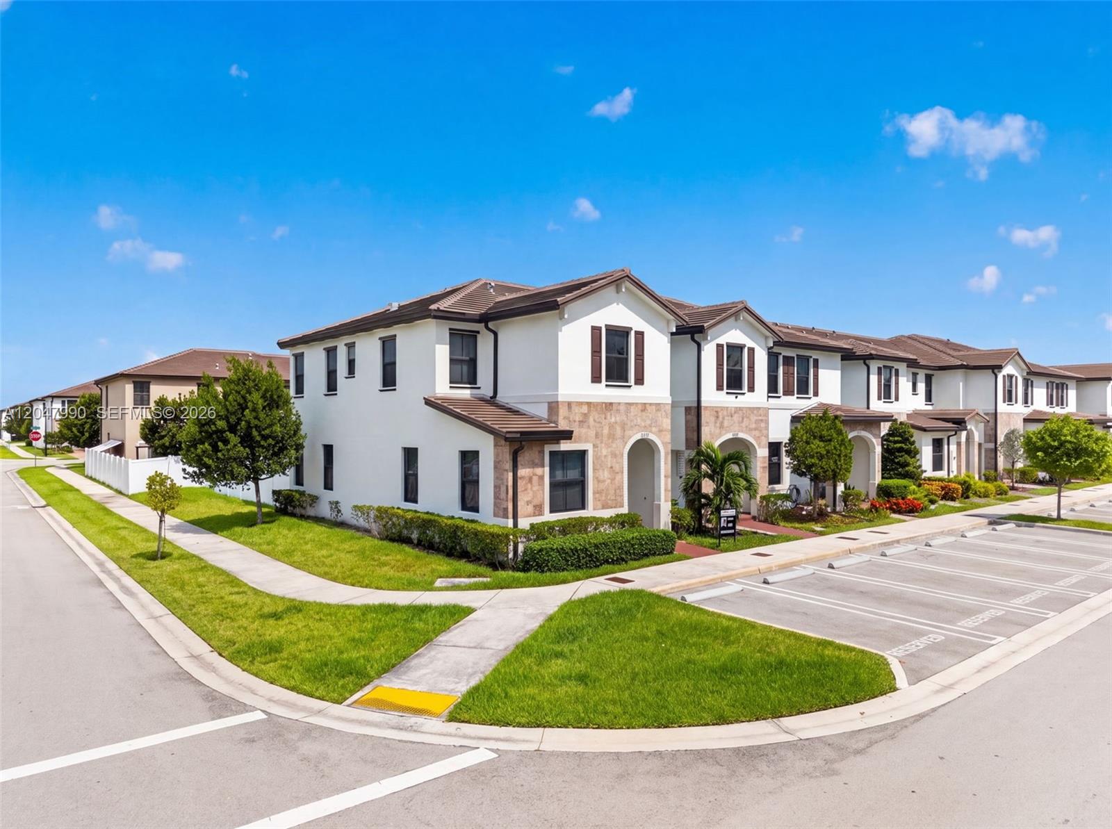 10908 W 32nd Lane, Hialeah, FL 33018