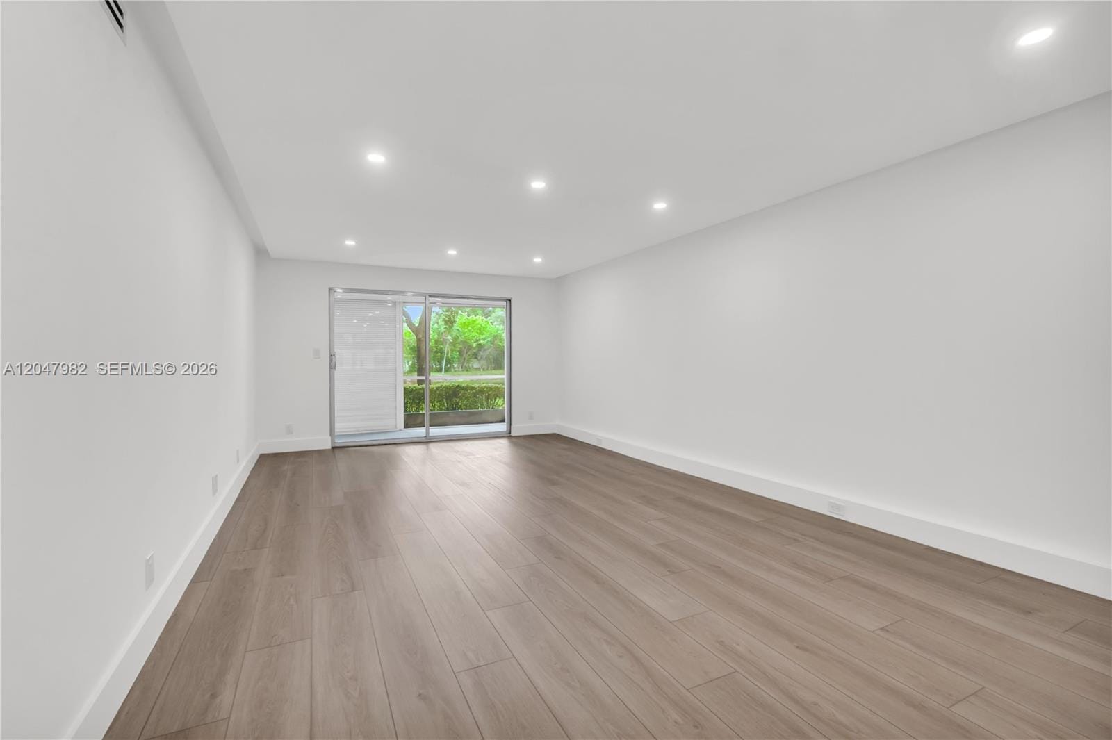 2101 Lucaya Bend E1 — photo 8