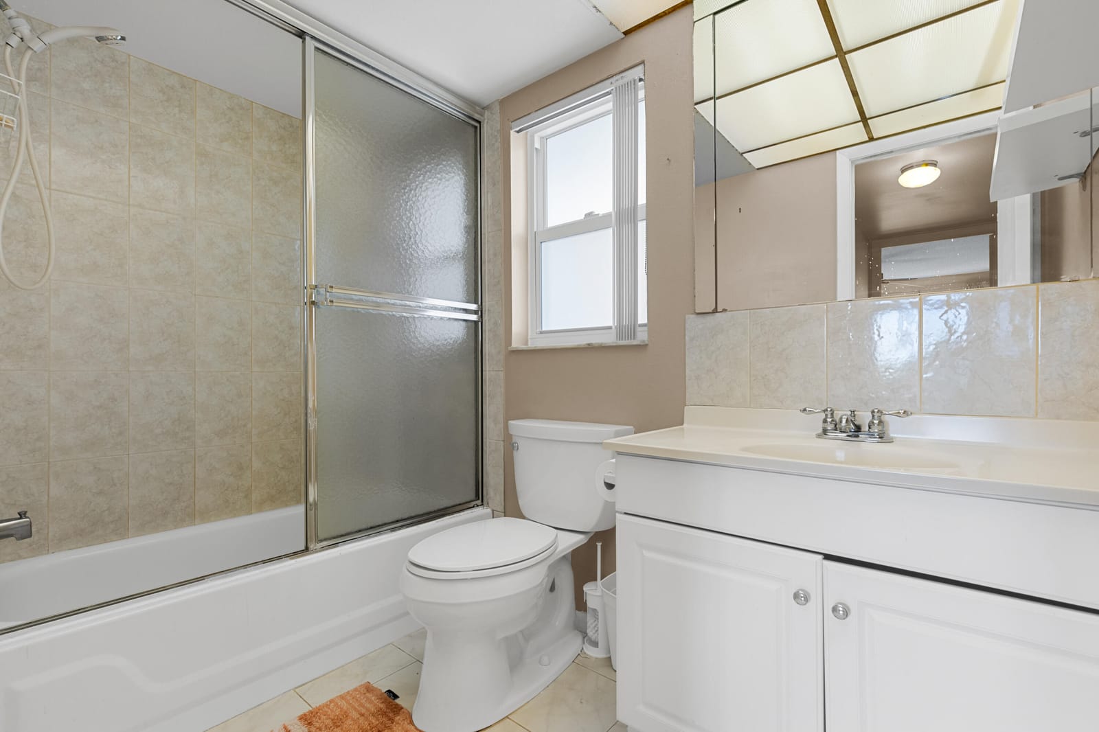 9370 Sunrise Lakes Boulevard 306, Sunrise, FL 33322 photo 12