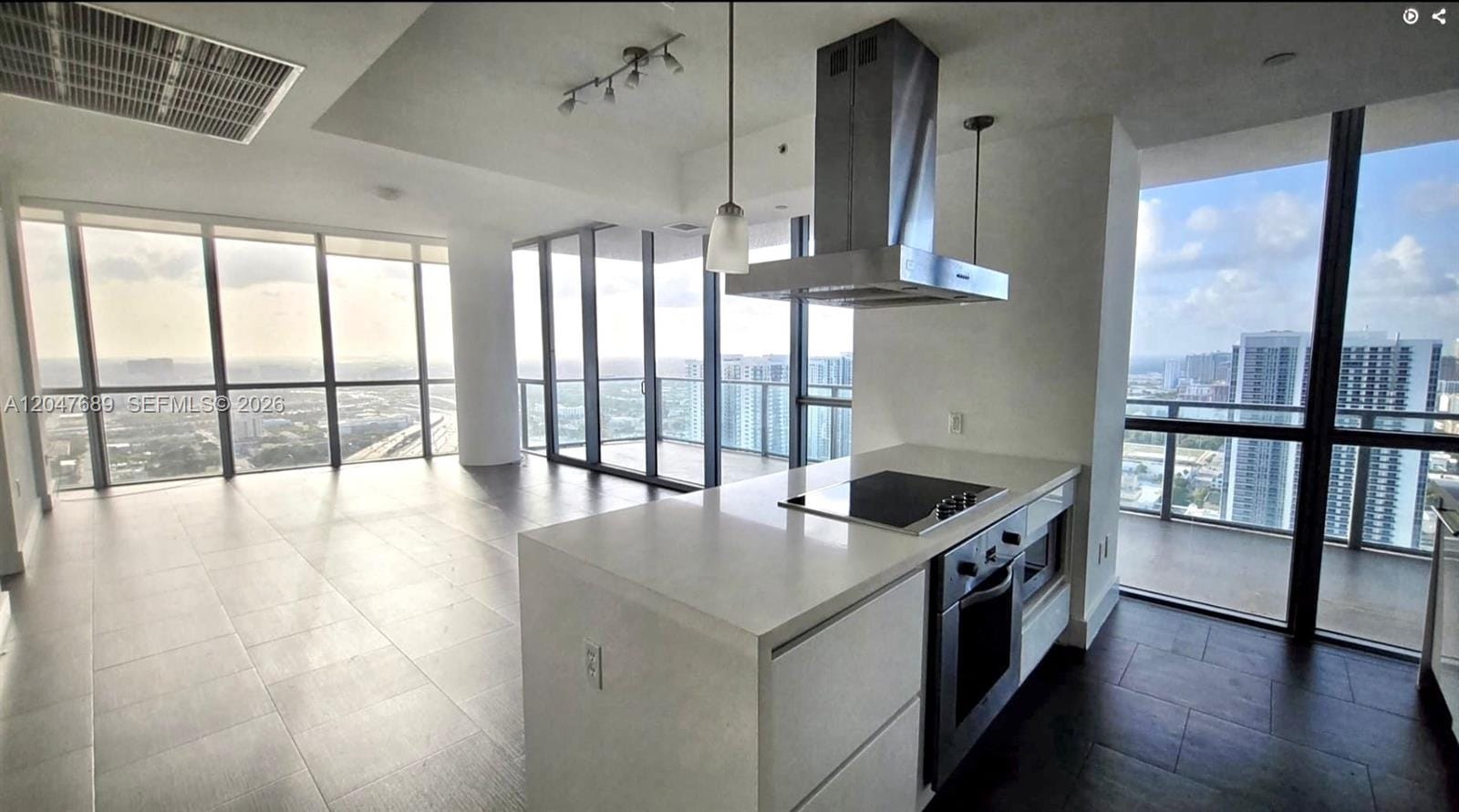 1100 Biscayne Boulevard 3708 — photo 6