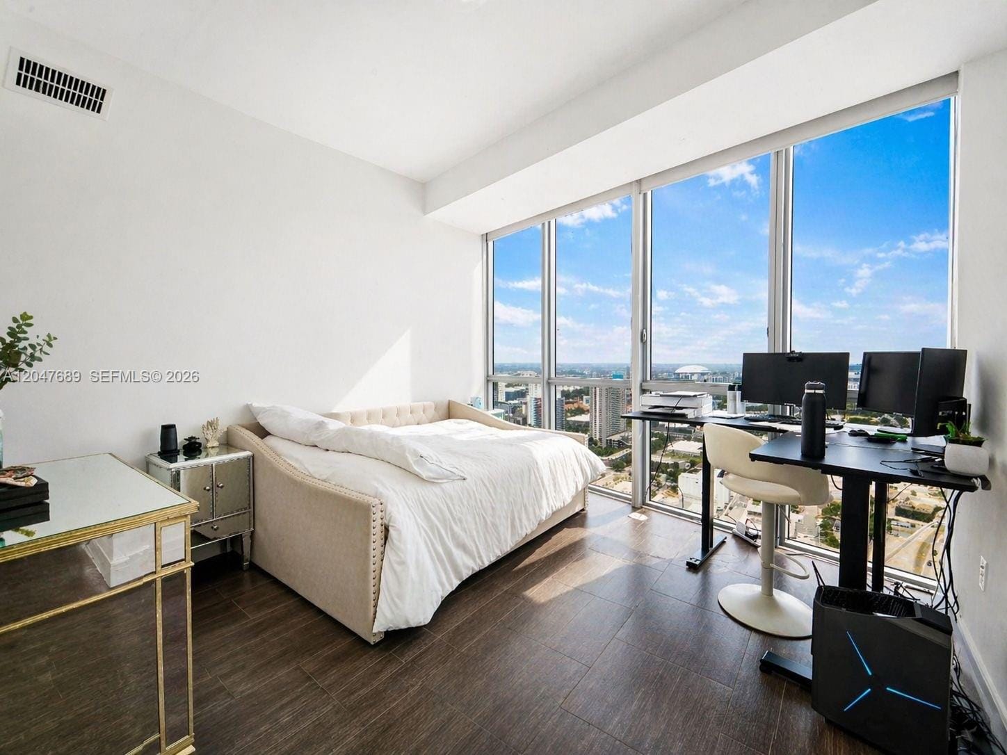 1100 Biscayne Boulevard 3708 — photo 9