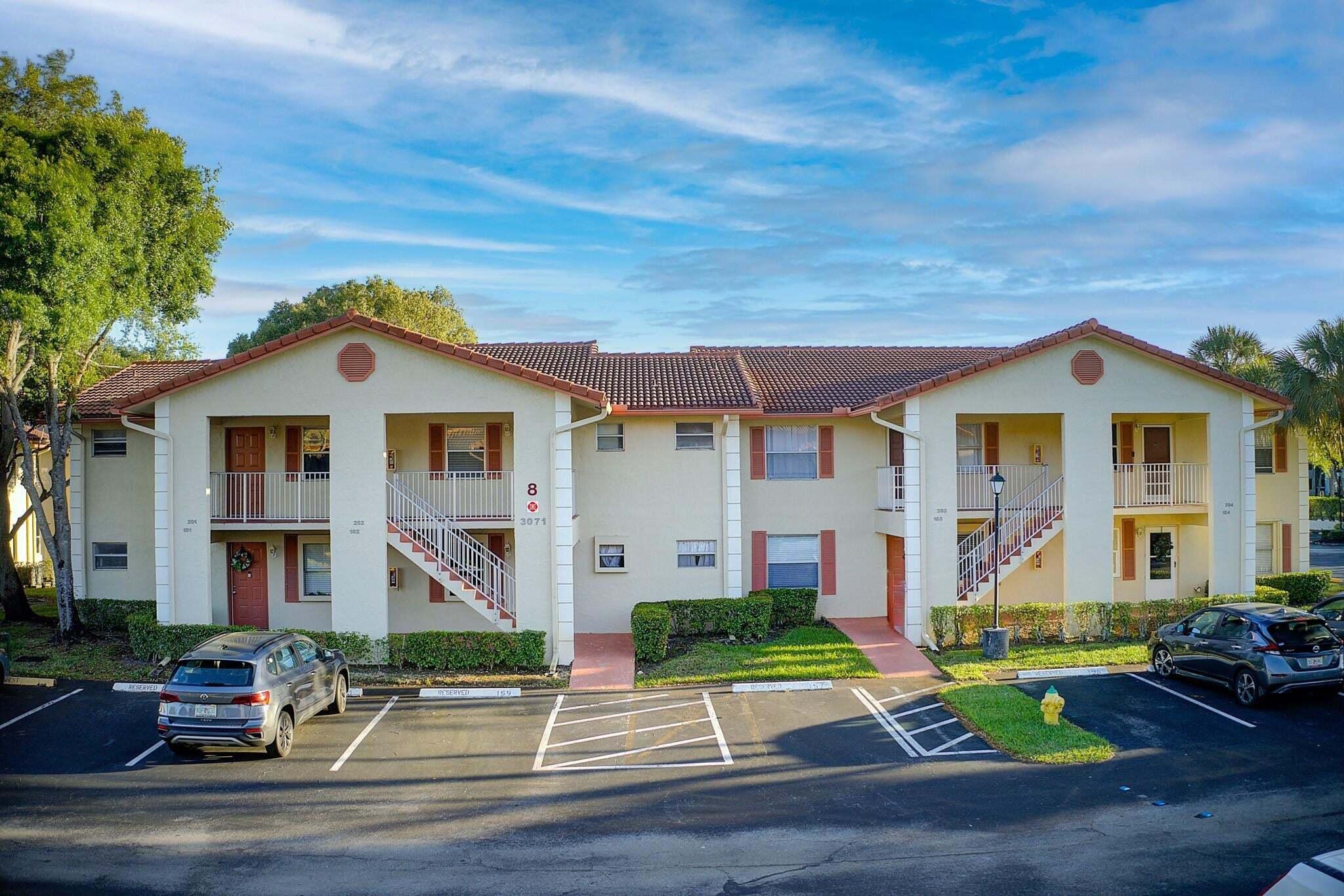 3071 Holiday Springs Boulevard 101, Margate, FL 33063