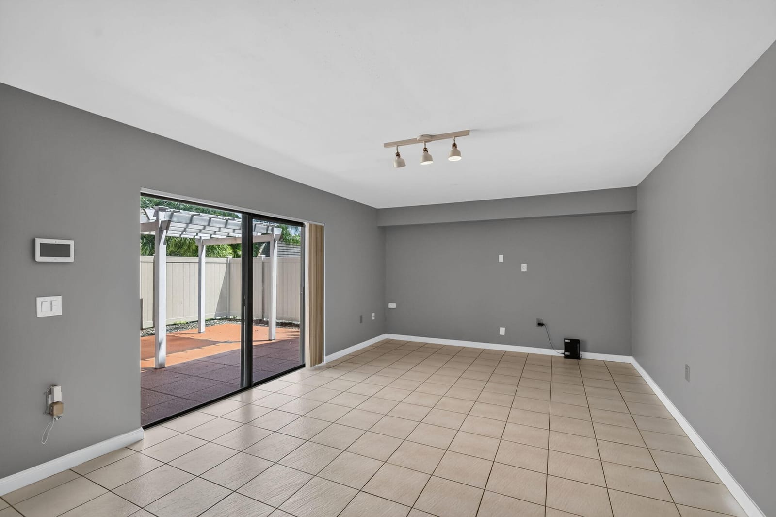 7109 71st Way, West Palm Beach, FL 33407 photo 8