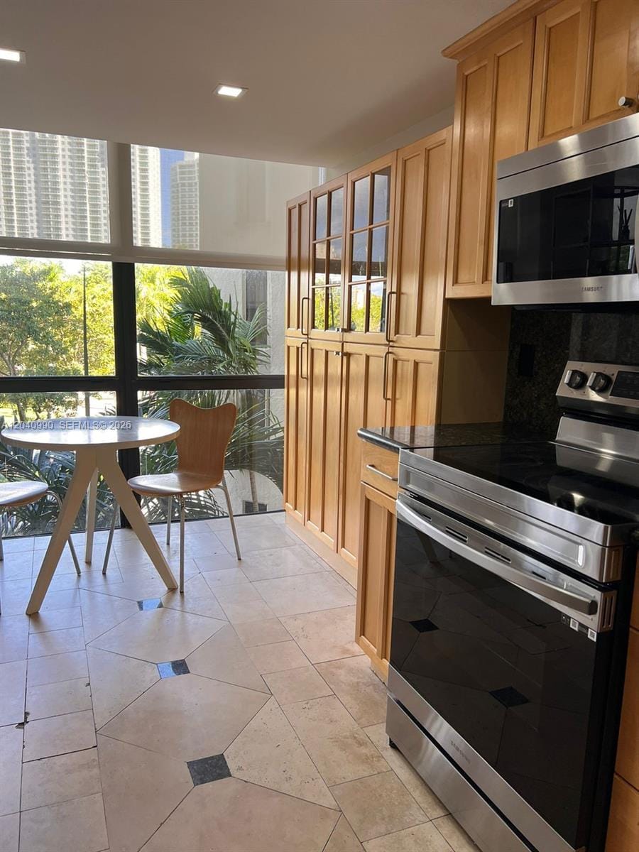 18181 NE 31st Court 305, Aventura, FL 33160