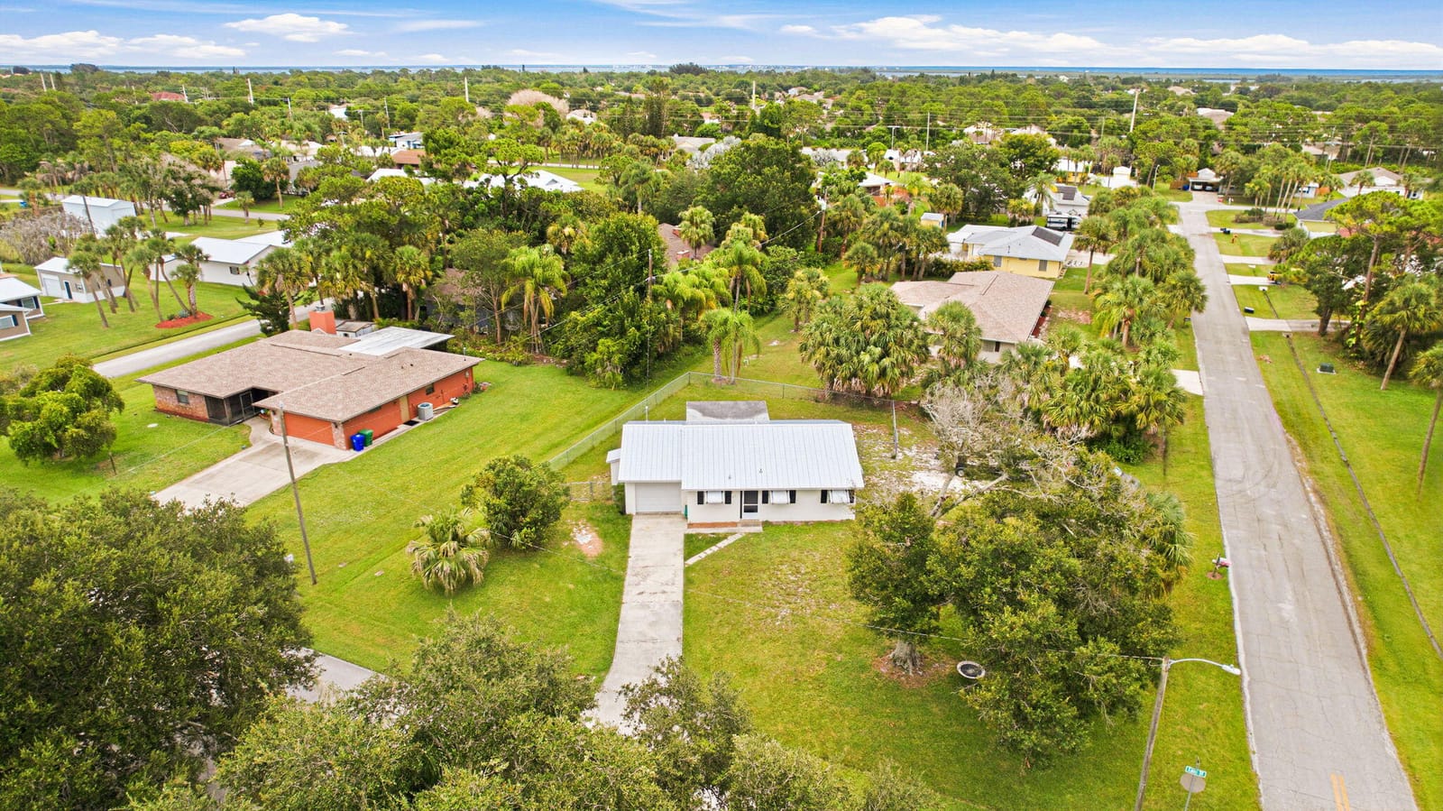 273 Easy Street, Sebastian, FL 32958