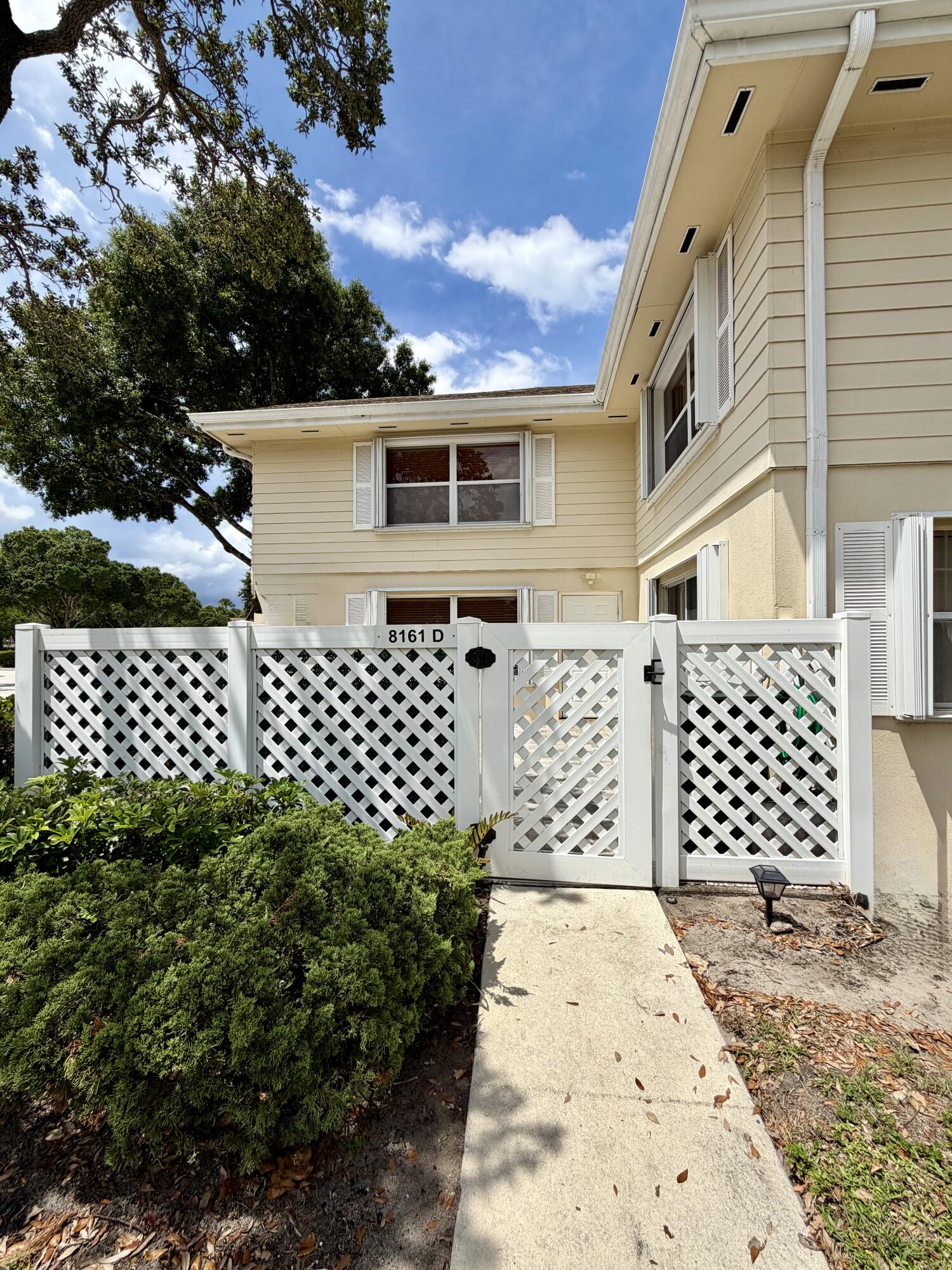 8161 Andover Court 61d, Lake Clarke Shores, FL 33406