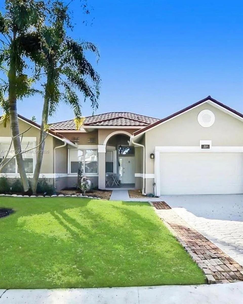 10644 Edinburgh Street, Cooper City, FL 33026
