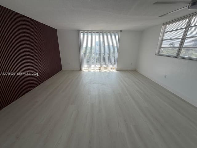 12590 NE 16th Avenue 512, North Miami, FL 33161