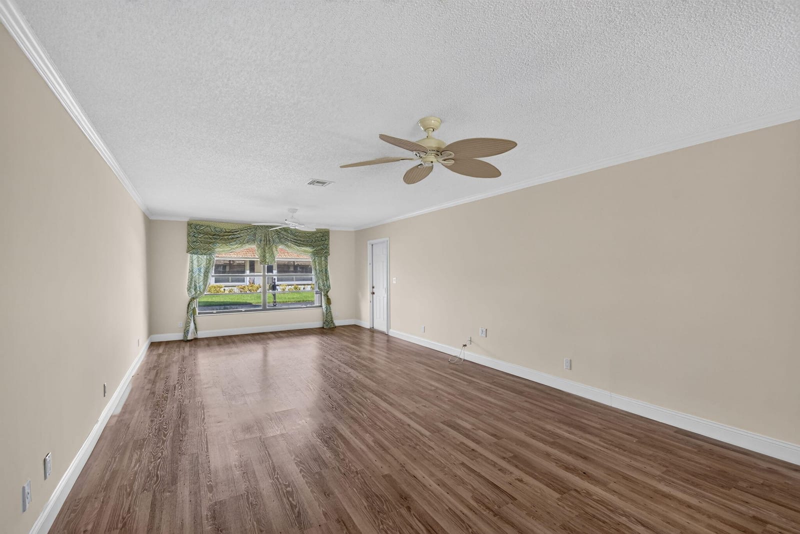 9930 Frangipani Tree Way B — photo 7