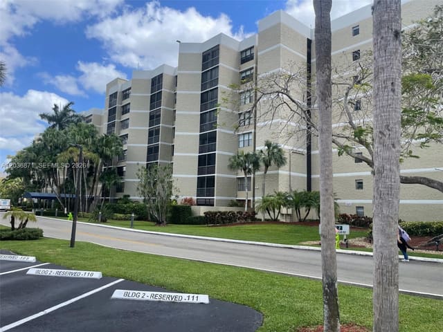 16300 Golf Club Road 508, Weston, FL 33326