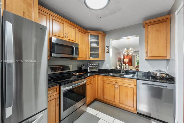 8550 N Sherman Circle 108, Miramar, FL 33025
