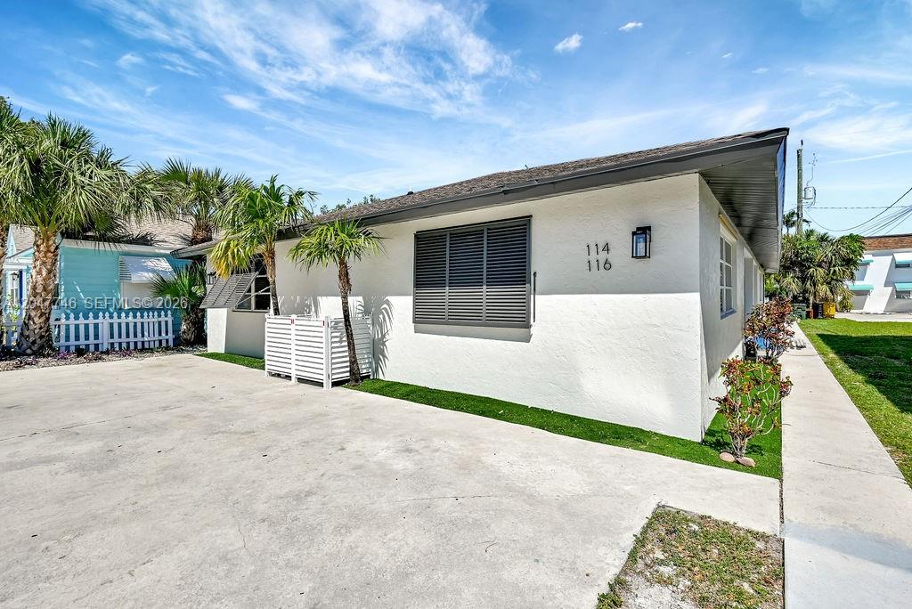 114 S Lakeside Drive 114, Lake Worth, FL 33460