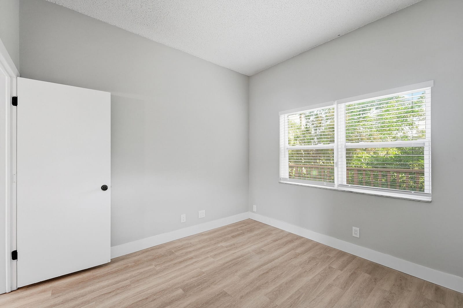 7241 W Sunrise Boulevard — photo 10