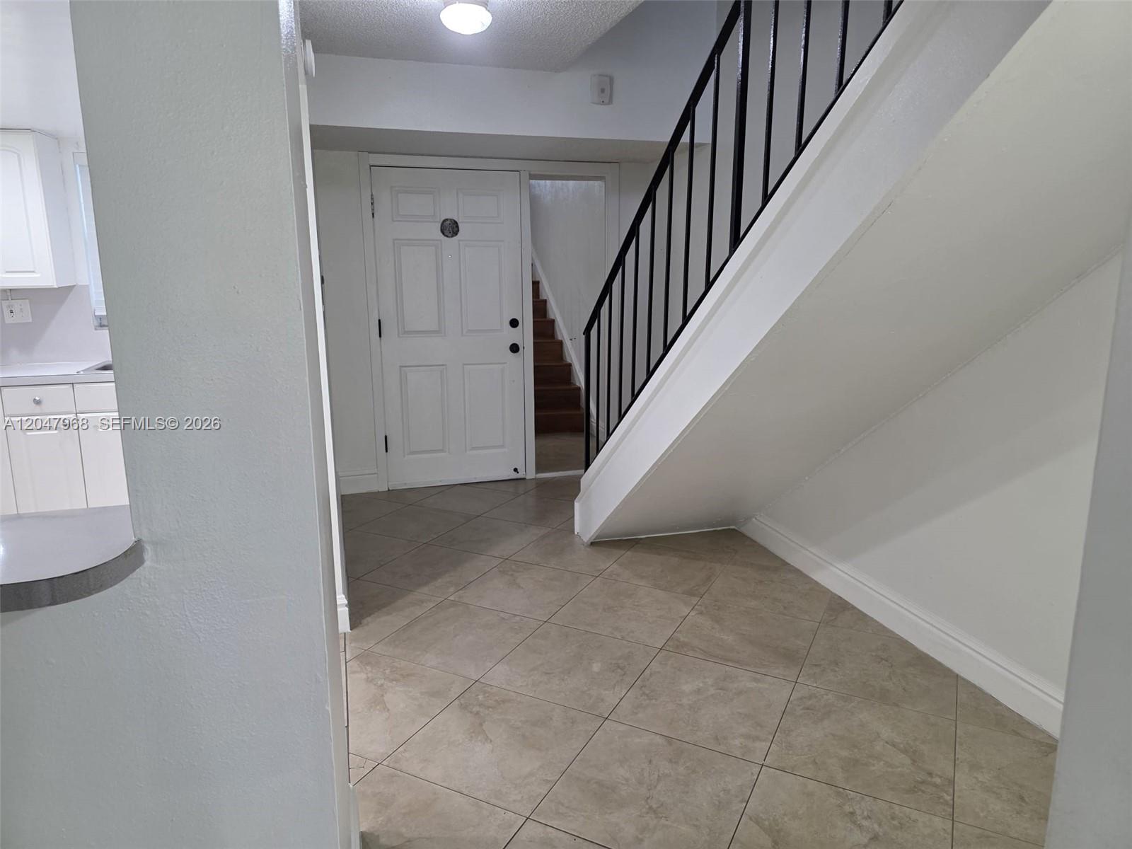 40 NW 87th Avenue D201, Miami, FL 33172