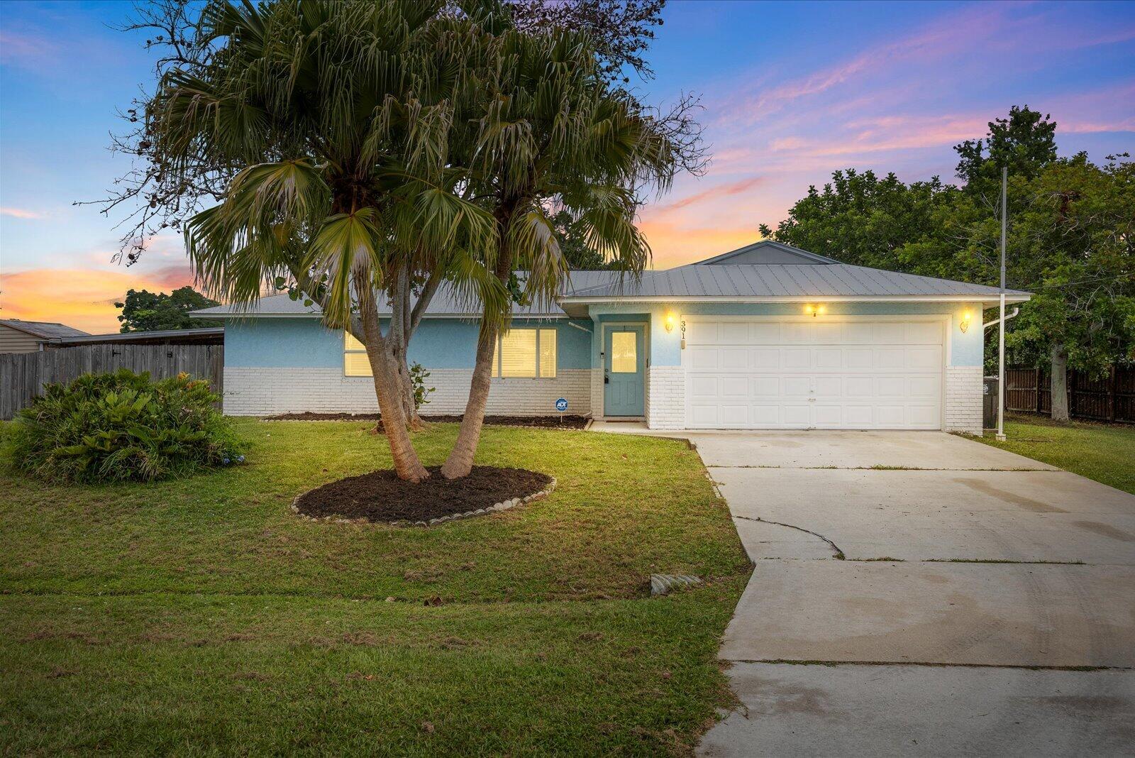 391 SW Duval Avenue, Port St. Lucie, FL 34983