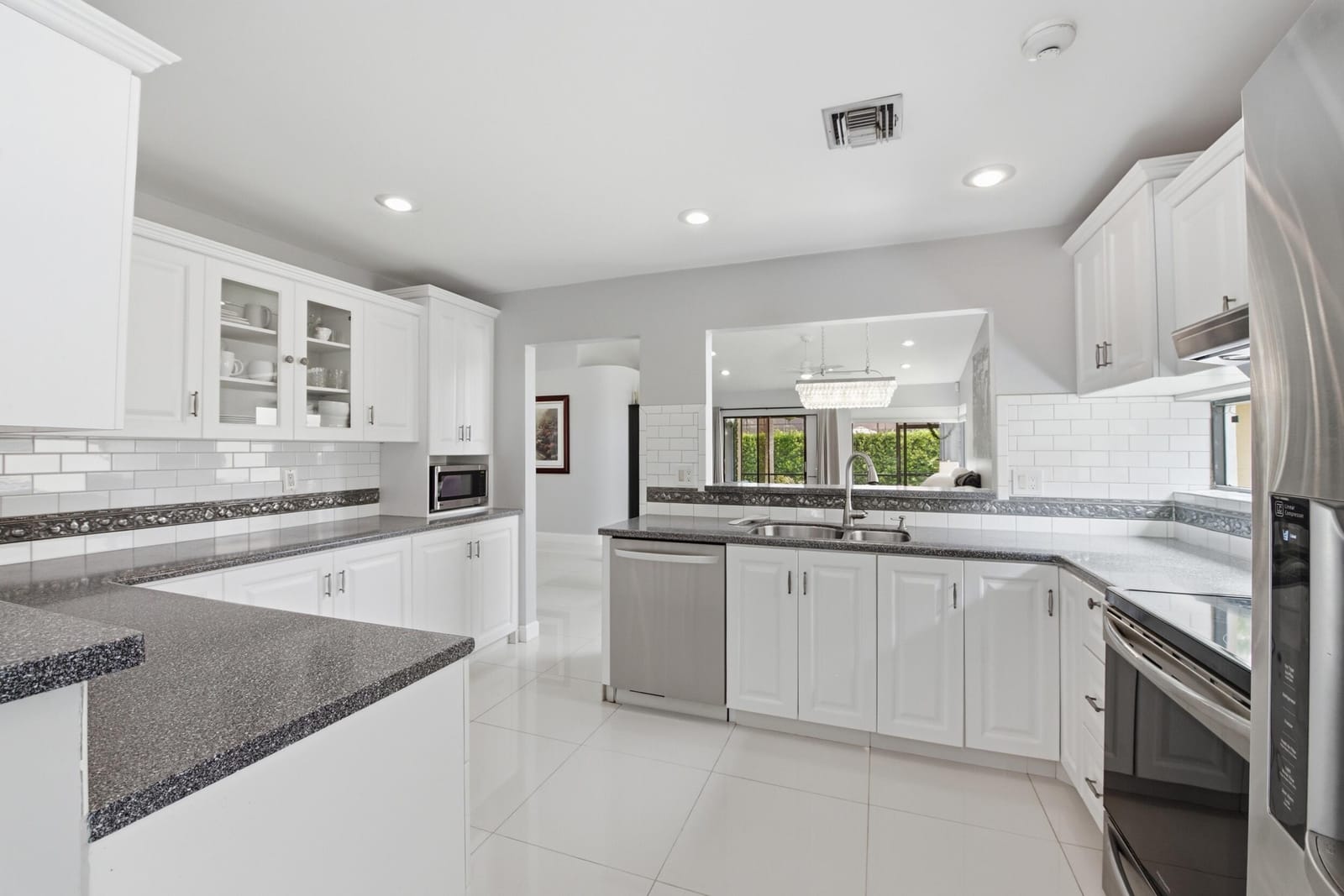 10577 Mendocino Lane, Boca Raton, FL 33428 photo 4