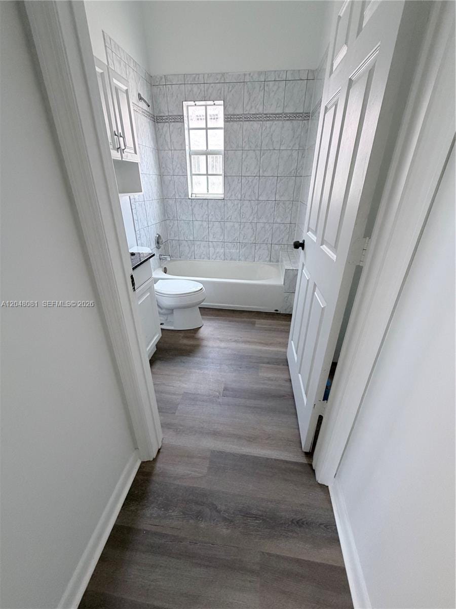 1657 Tyler Street 201 — photo 4